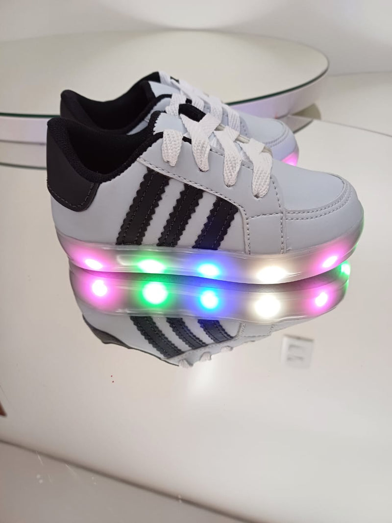 Tênis  de luz Led infantil pisca pisca escolar Casual